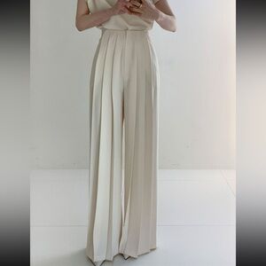 NWT Elegant White Wide-Leg Trousers